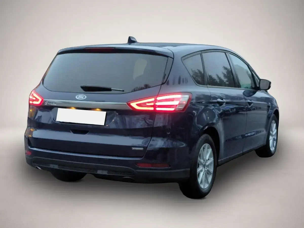 Gebraucht Ford S-MAX Titanium 190 PS (139 kW) 2022 Blau Van / Kleinbus