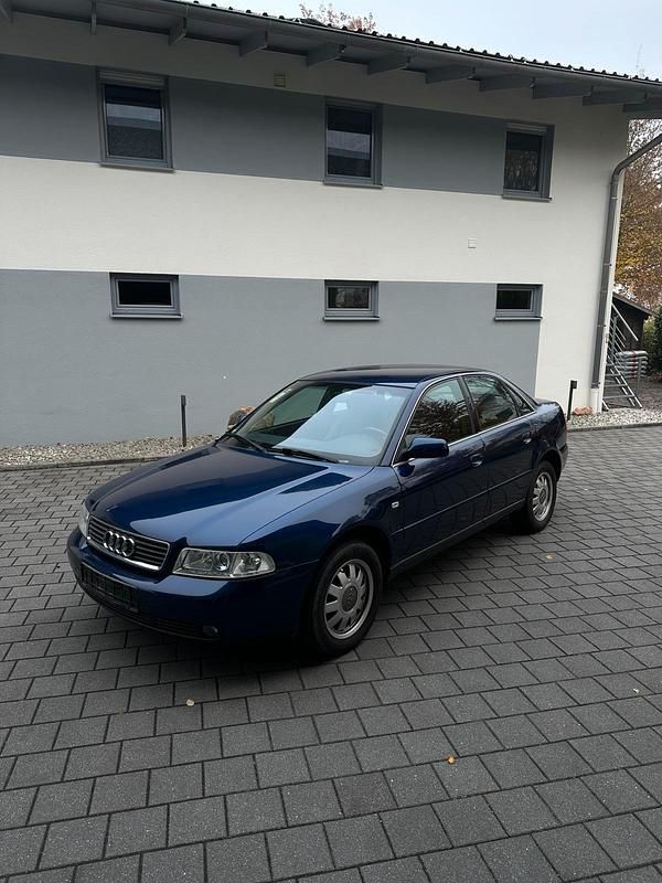 Blau Gebraucht 1999 Audi A4 Limousine | 1.150 € (Guter Preis) - Bild 1/4