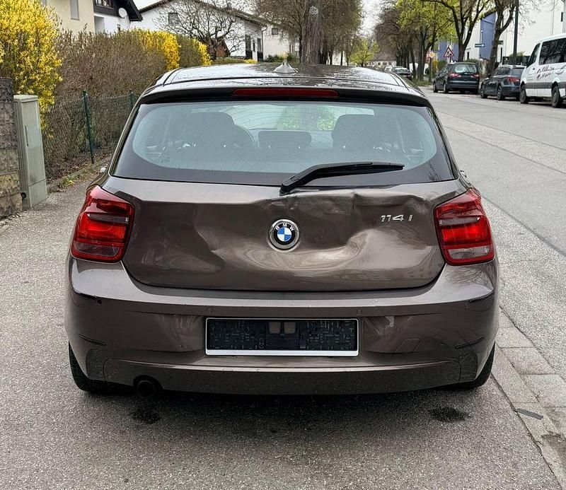 Gebraucht BMW 114 102 PS (75 kW) 2012 Braun Kleinwagen