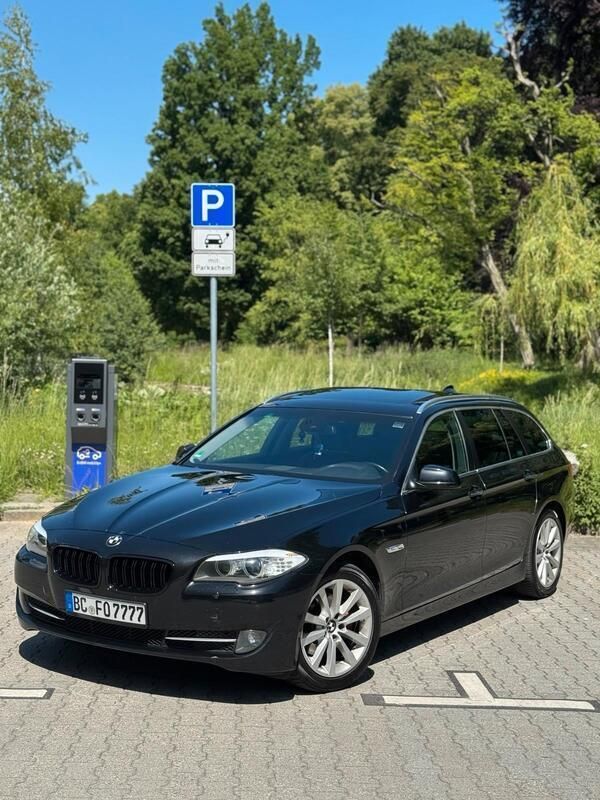 Schwarz Gebraucht 2010 BMW 520 Kombi | 8.500 € (Fairer Preis) - Bild 1/4