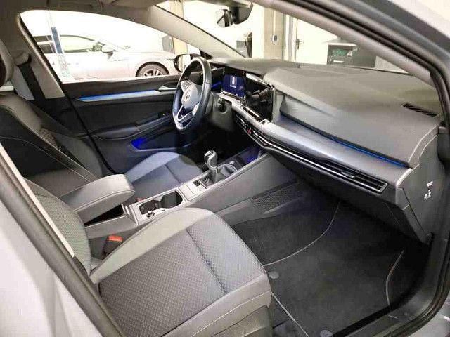 Gebraucht VW Golf VIII Active 150 PS (110 kW) 2023 Grau Limousine