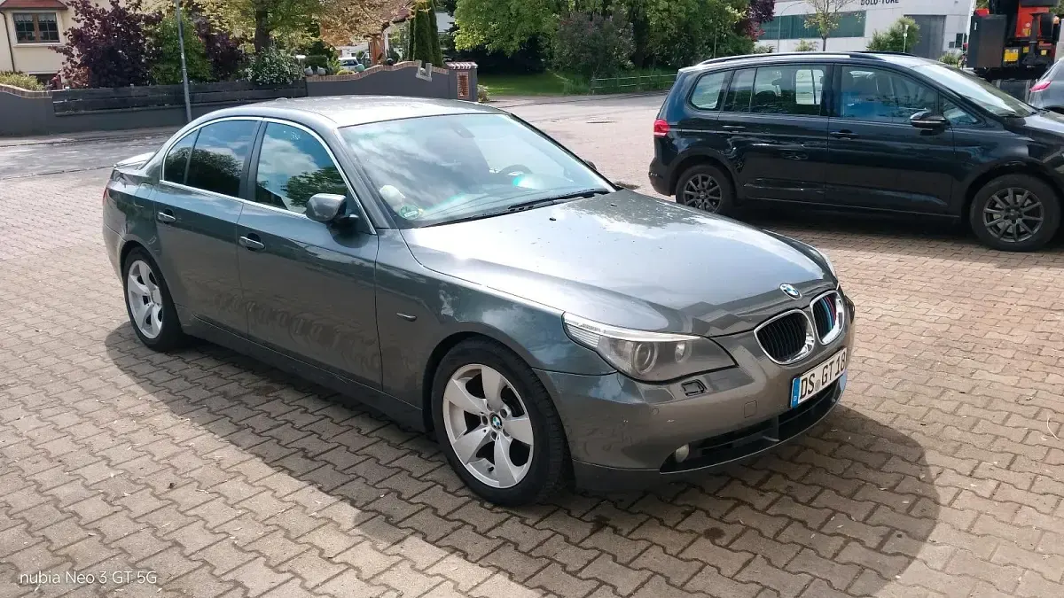 Gebraucht BMW 530 218 PS (160 kW) 2005 Grau Limousine