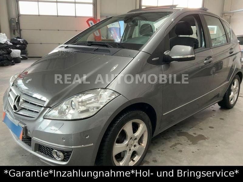 Gebraucht Mercedes A200 Avantgarde 140 PS (102 kW) 2011 Grau Limousine