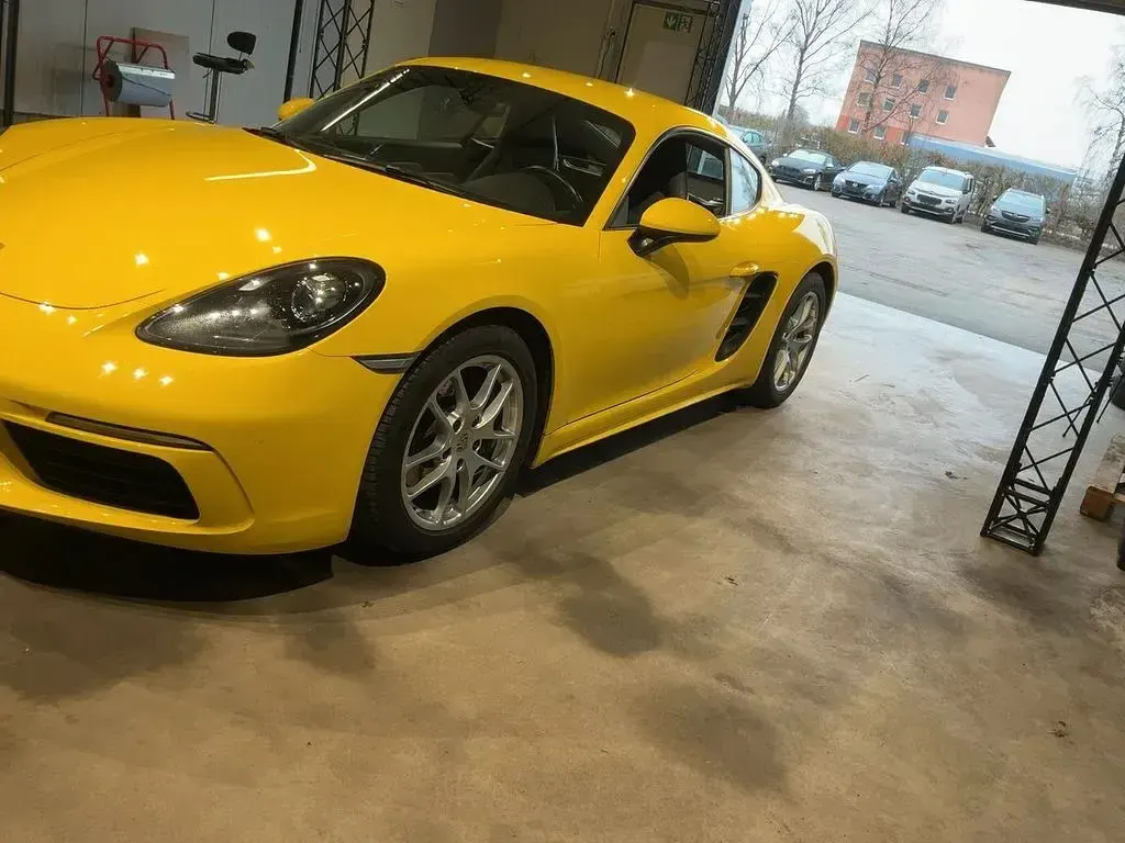 Gebraucht Porsche 718 Cayman Basis 299 PS (219 kW) 2020 Gelb Coupé