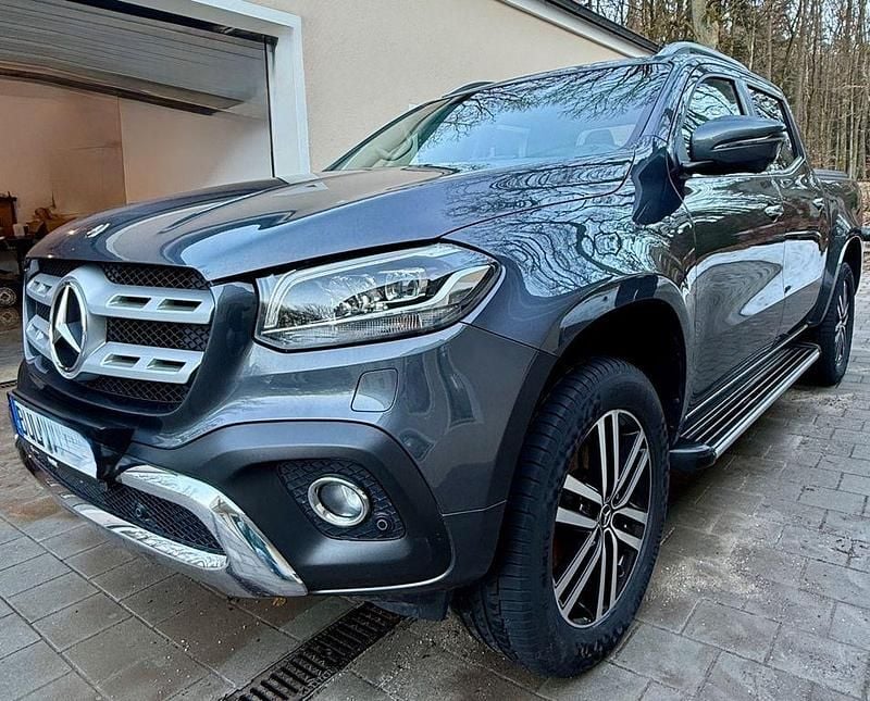 Grau Gebraucht 2018 Mercedes X250 Abholung | 31.900 € (Fairer Preis) - Bild 1/4