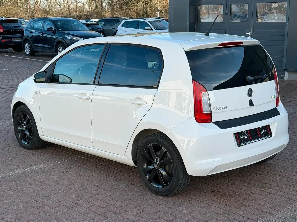 Gebraucht Skoda Citigo Elegance 75 PS (55 kW) 2014 Weiß Kleinwagen
