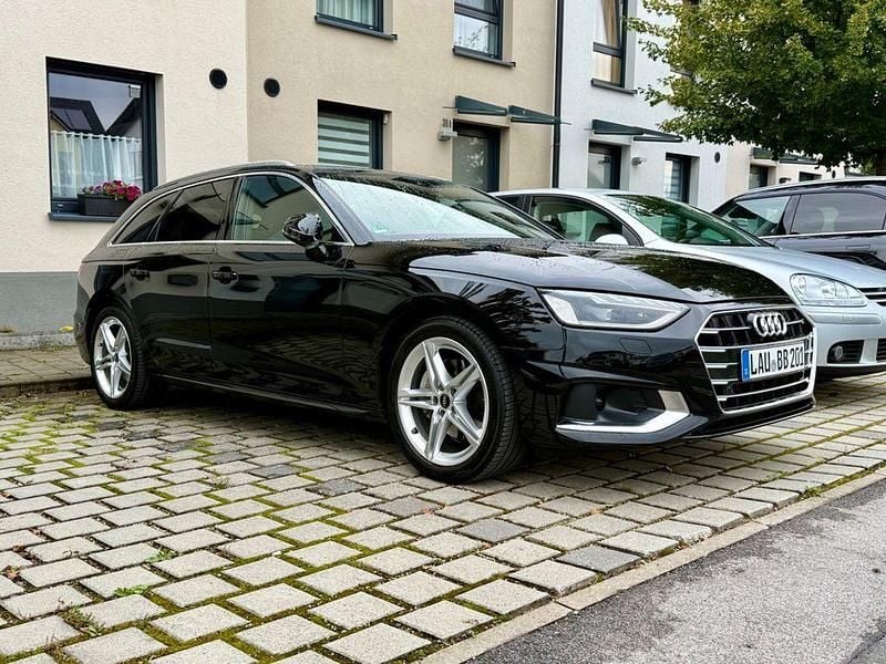 Schwarz Gebraucht 2020 Audi A4 Advanced Kombi | 22.999 € (Guter Preis) - Bild 1/4