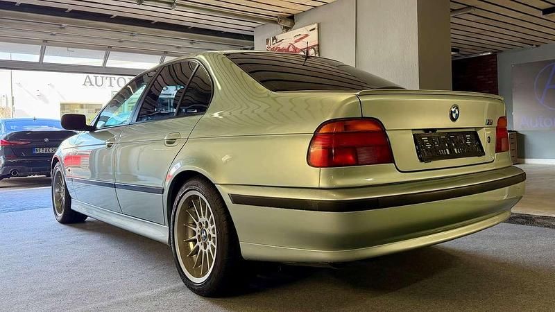 Gebraucht BMW 535 245 PS (180 kW) 1998 Blau Limousine