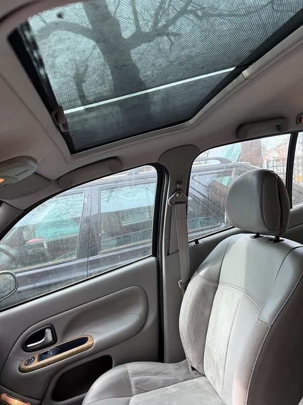 Gebraucht Renault Clio II Initiale Paris 98 PS (72 kW) 2002 Grau Kleinwagen