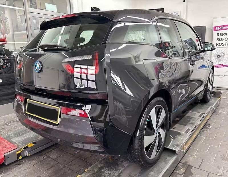 Gebraucht BMW i3 170 PS (125 kW) 2015 Schwarz Kleinwagen