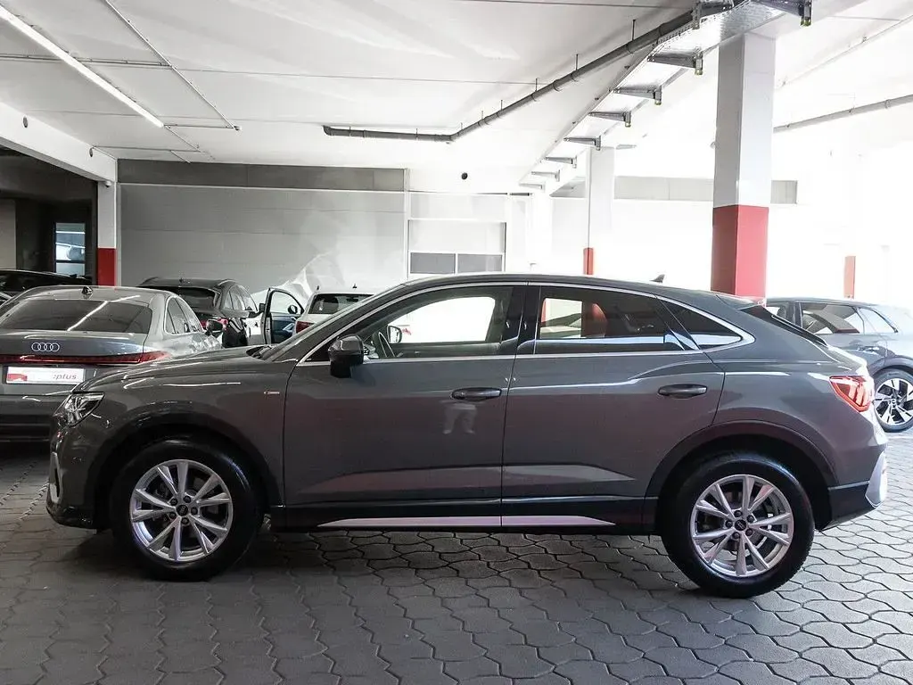 Gebraucht Audi Q3 Sportback S-Line 150 PS (110 kW) 2025 Chronosgrau metallic SUV