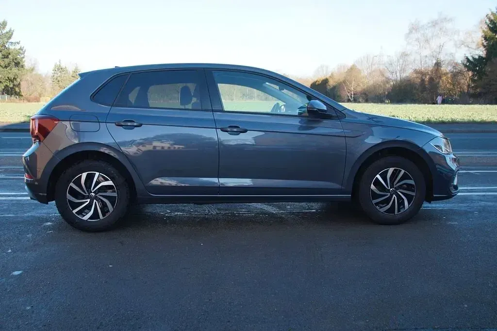 Gebraucht VW Polo Life 95 PS (69 kW) 2025 Grau Kleinwagen