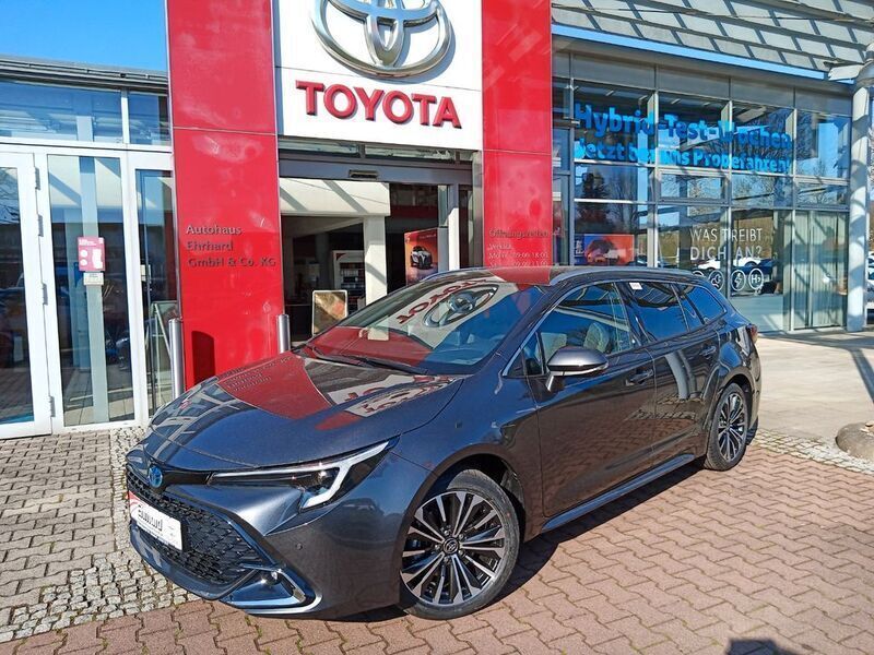Grau Neu 2025 Toyota Corolla Kombi | 35.490 € - Bild 1/4