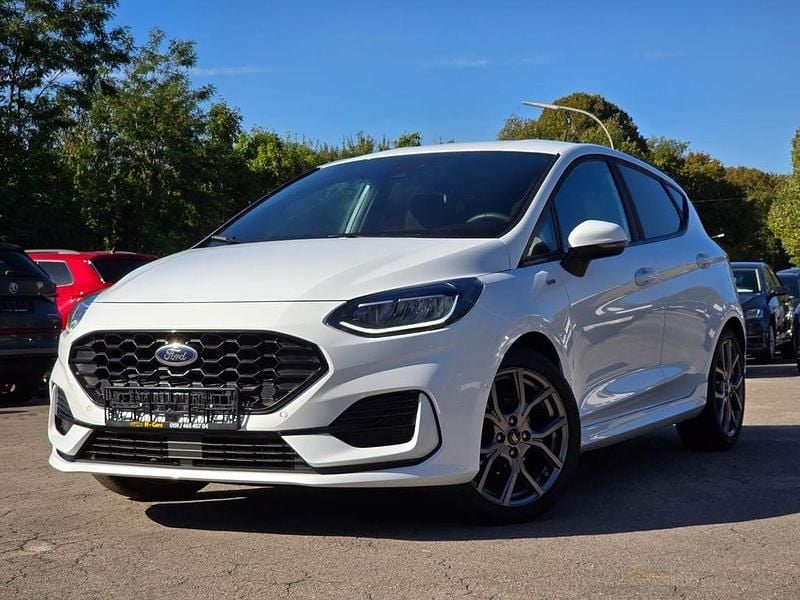 Weiß Gebraucht 2024 Ford Fiesta ST-Line X Kleinwagen | 18.990 € (Guter Preis) - Bild 1/4