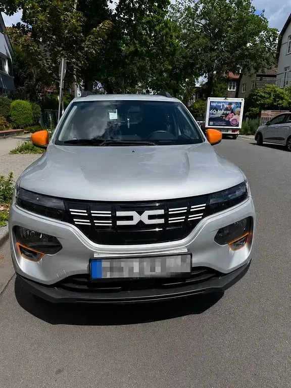 Gebraucht Dacia Spring Comfort Plus 33 kW (45 PS) 2022 Silber Kleinwagen