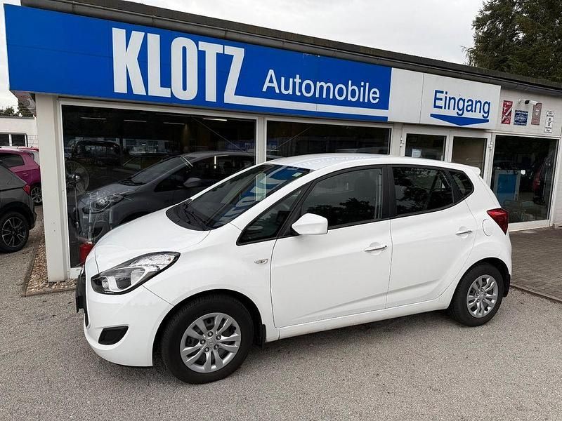 Weiß Gebraucht 2019 Hyundai ix20 Van / Kleinbus | 12.990 € (Fairer Preis) - Bild 1/4