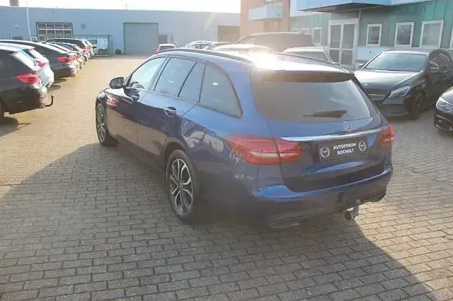 Gebraucht Mercedes C220 194 PS (142 kW) 2020 Andere Limousine