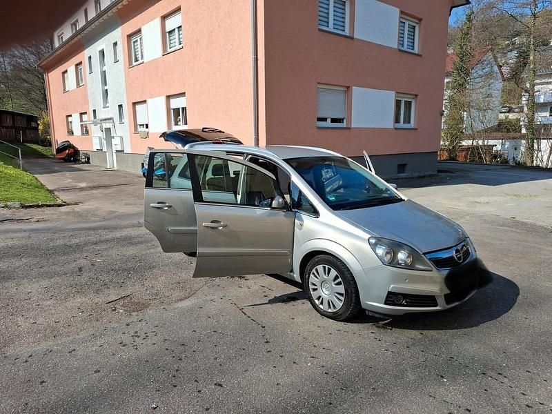 Gebraucht Opel Zafira 140 PS (102 kW) 2007 Grau Van / Kleinbus