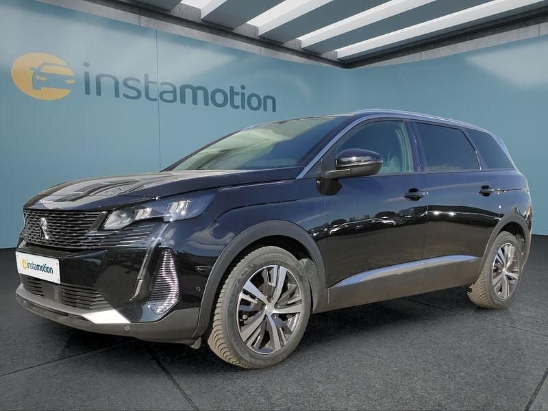 Schwarz Gebraucht 2023 Peugeot 5008 Van / Kleinbus | 25.249 € (Guter Preis) - Bild 1/4