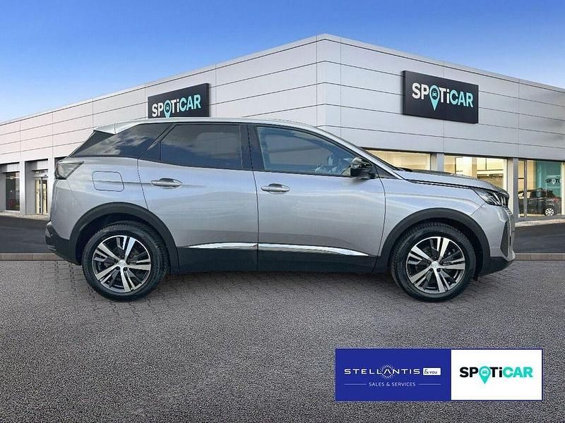 Gebraucht Peugeot 3008 Allure 131 PS (96 kW) 2024 Grau SUV