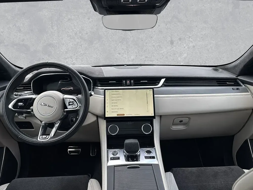 Gebraucht Jaguar F-Pace SVR 558 PS (410 kW) 2024 Schwarz SUV