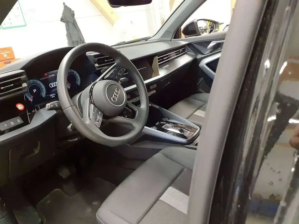 Gebraucht Audi A3 Advanced 150 PS (110 kW) 2025 Schwarz Limousine