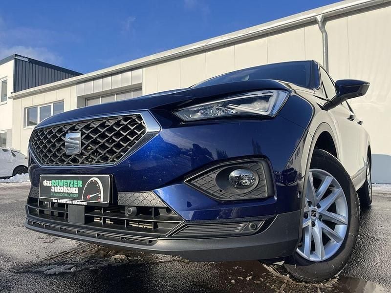 Atlantik blau Gebraucht 2024 Seat Tarraco Style SUV | 28.860 € (Fairer Preis) - Bild 1/4