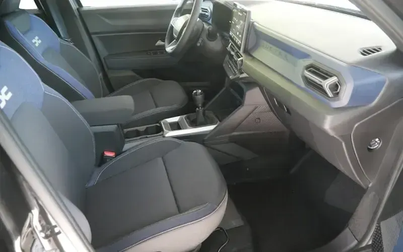 Neu Dacia Duster Journey 140 PS (102 kW) 2025 Schwarz SUV