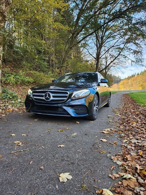Second-hand Mercedes E400 340 CP (250 kW) 2019 Negru Break