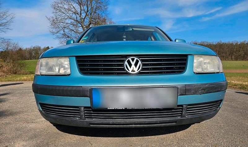 Gebraucht VW Passat 100 PS (73 kW) 1997 Andere farben Limousine