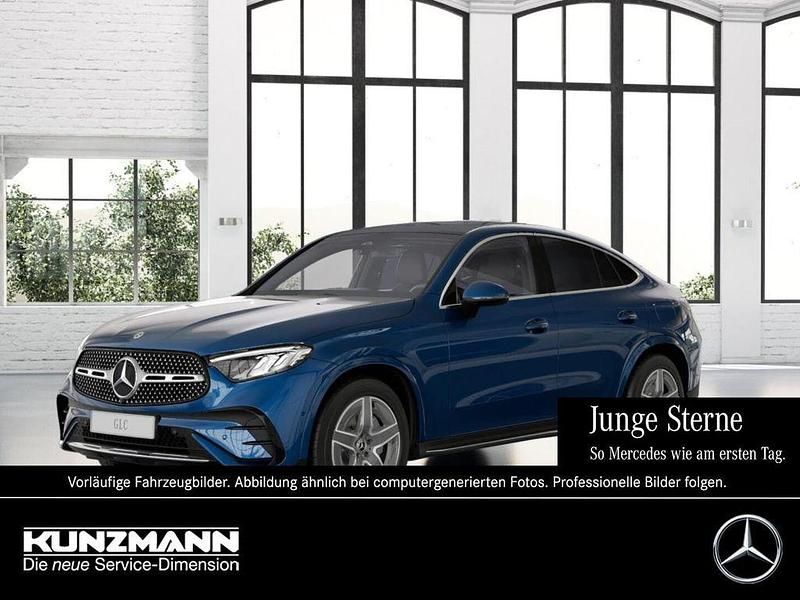 Spektralblau metallic Gebraucht 2023 Mercedes GLC300e AMG Coupé | 67.970 € (Superpreis) - Bild 1/4