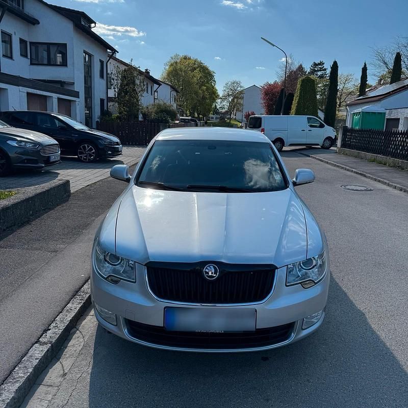 Brugt Skoda Superb 160 HK (117 kW) 2008 Grå Sedan
