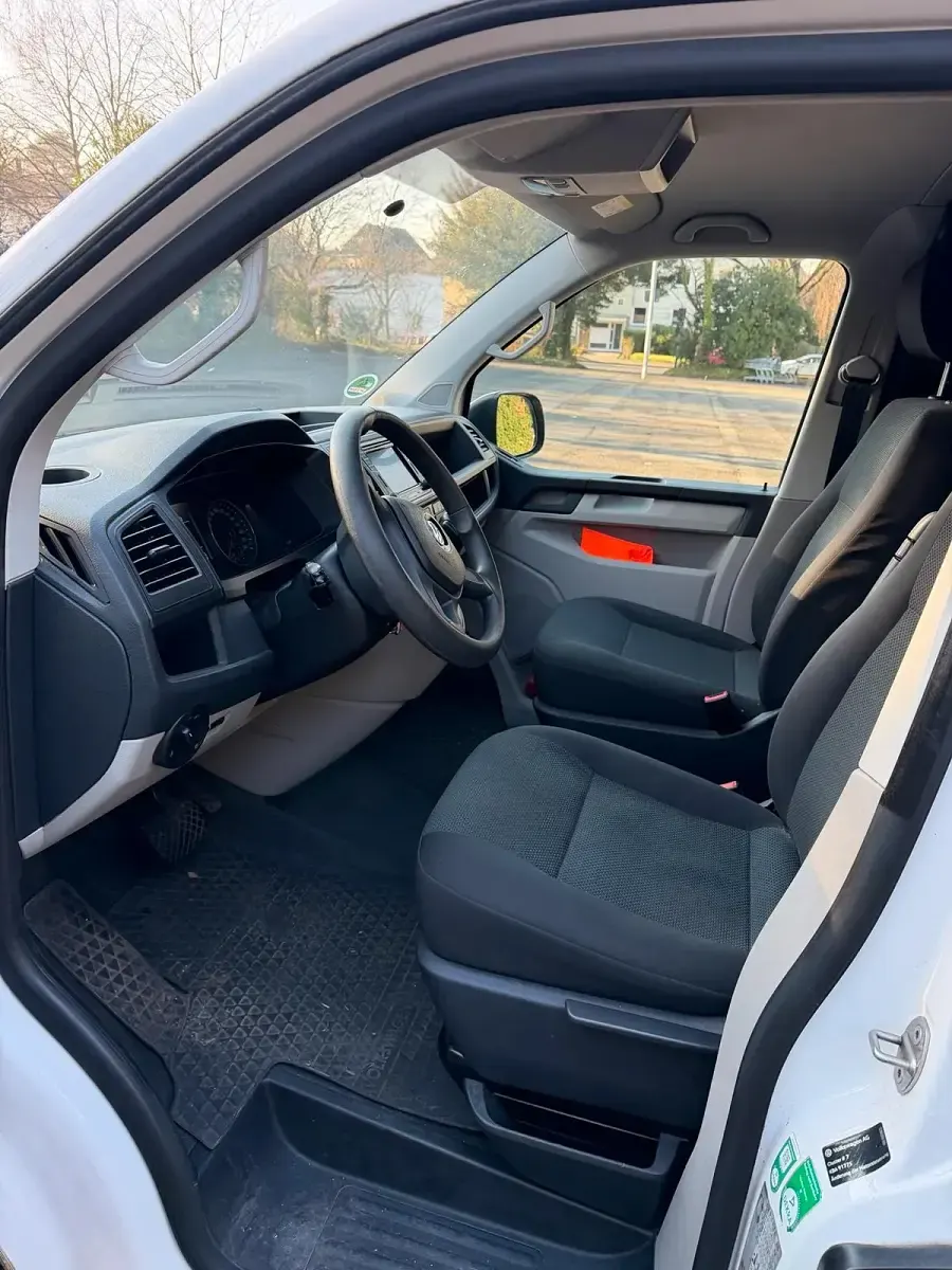 Usata VW Transporter 150 CV (110 kW) 2018 Bianco Furgone