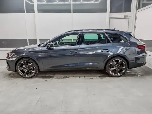 Neu Cupra Leon 150 PS (110 kW) 2025 (magnet grau s7s7) Kombi