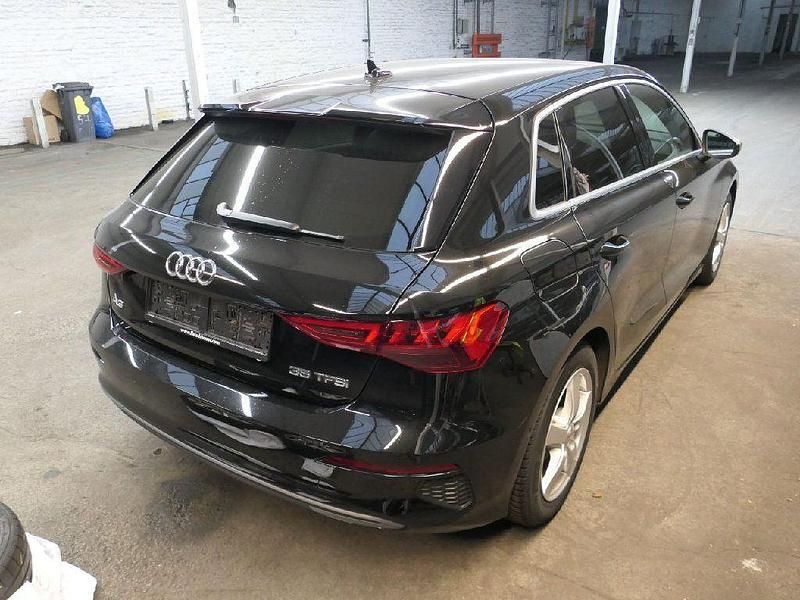 Gebraucht Audi A3 Edition .1 150 PS (110 kW) 2021 Mythosschwarz Limousine