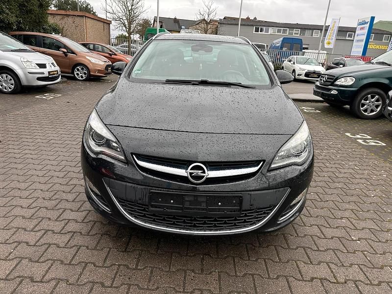 Gebraucht Opel Astra 136 PS (100 kW) 2014 Schwarz Kombi