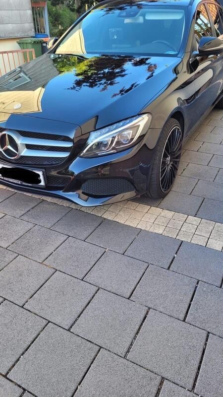 Schwarz Gebraucht 2015 Mercedes C220 Kombi | 16.700 € (Fairer Preis) - Bild 1/4
