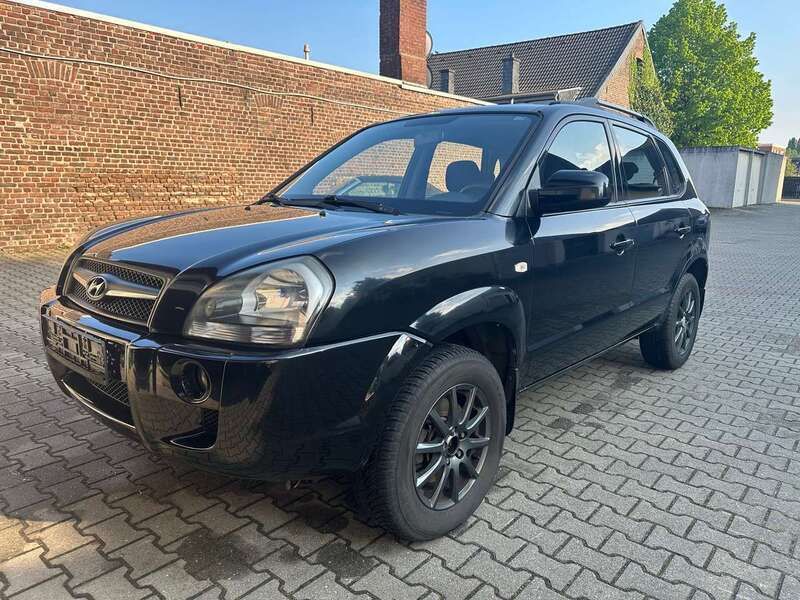 Schwarz Gebraucht 2010 Hyundai Tucson GLS SUV | 3.399 € (Fairer Preis) - Bild 1/4