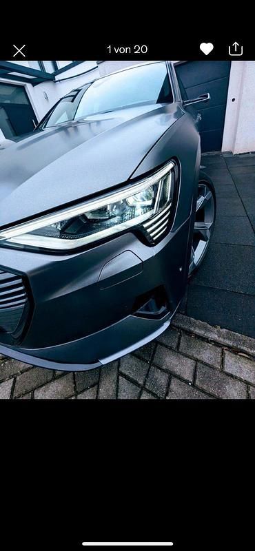 Gebraucht Audi e-tron Ambiente 300 kW (408 PS) 2018 Grau SUV
