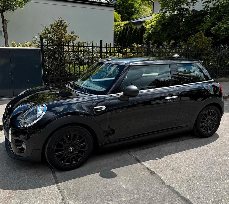 Schwarz Gebraucht 2019 Mini ONE Kleinwagen | 12.900 € (Fairer Preis) - Bild 1/4