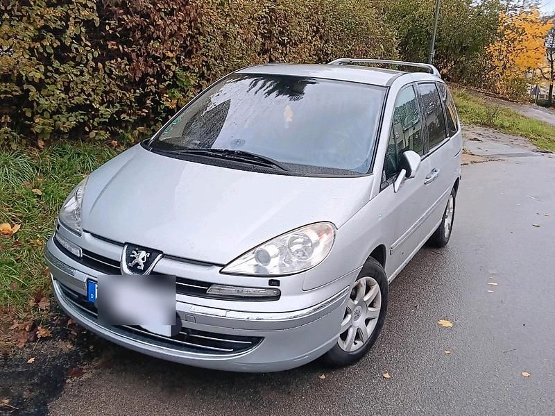 Gebraucht Peugeot 807 177 PS (130 kW) 2008 Silber Van / Kleinbus