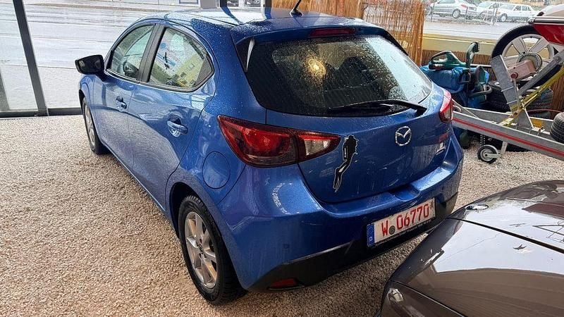 Gebraucht Mazda 2 Center-Line 75 PS (55 kW) 2015 Blau Limousine