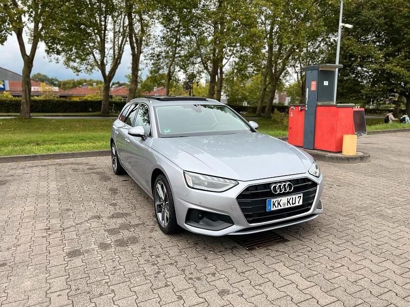 Gebraucht Audi A4 Advanced 204 PS (150 kW) 2021 Silber Kombi