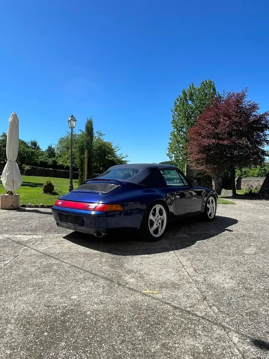 Gebraucht Porsche 993 285 PS (209 kW) 1997 Blau Cabrio