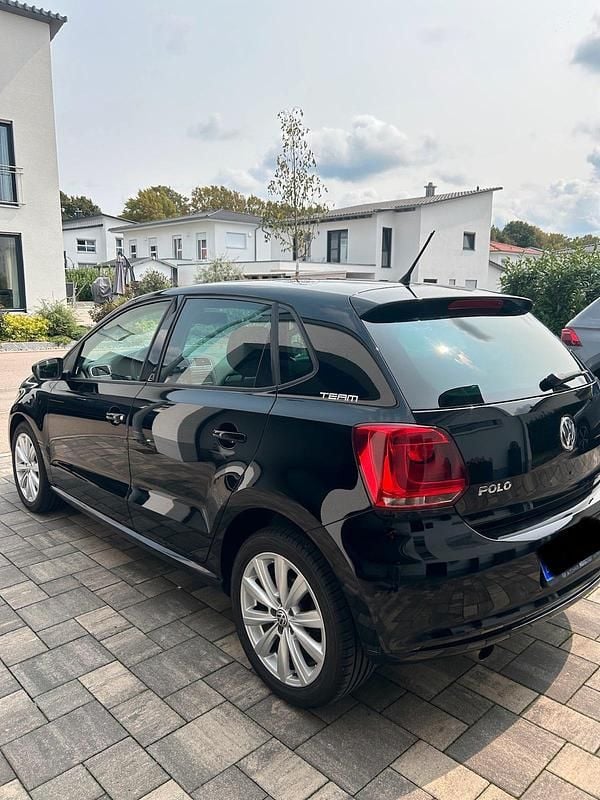 Schwarz Gebraucht 2010 VW Polo Kleinwagen | 6.500 € (Etwas zu teuer) - Bild 1/4