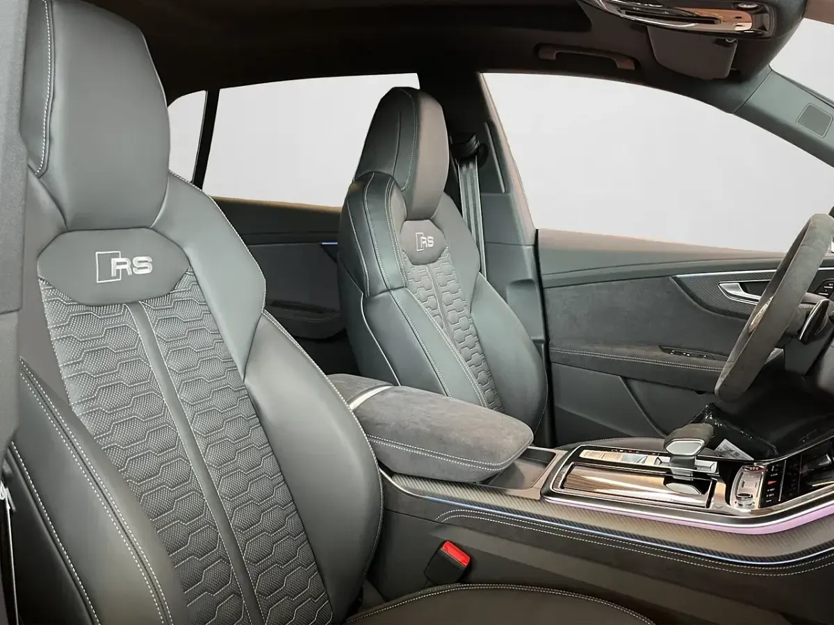 Neu Audi RS Q8 Advanced Plus 641 PS (471 kW) 2026 Mythosschwarz metallic (metallic) SUV