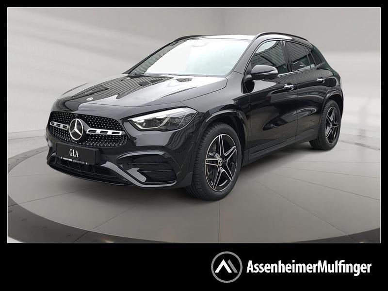 Schwarz Gebraucht 2025 Mercedes GLA200 AMG SUV | 43.979 € (Etwas zu teuer) - Bild 1/4