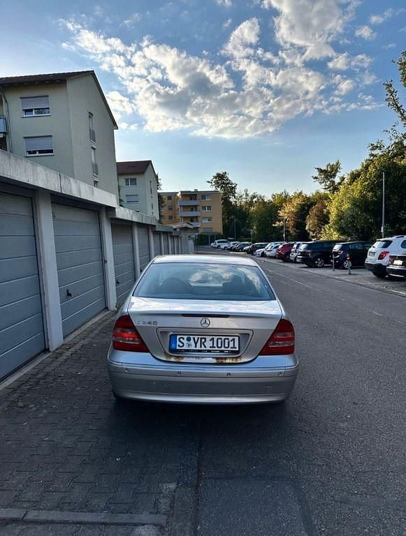 Silber Gebraucht 2001 Mercedes C240 Elegance Limousine | 2.199 € (Guter Preis) - Bild 1/4