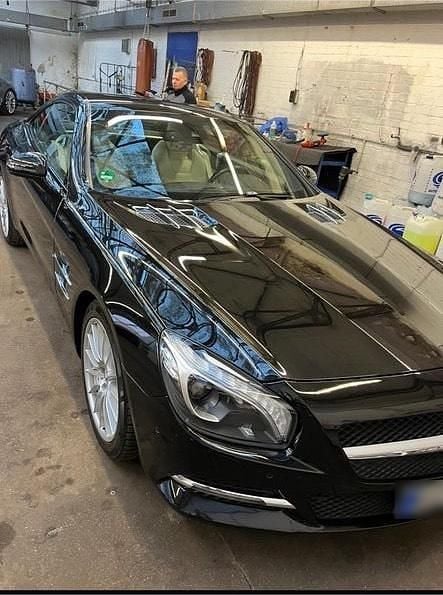 Gebraucht Mercedes SL500 435 PS (319 kW) 2012 Schwarz Cabrio