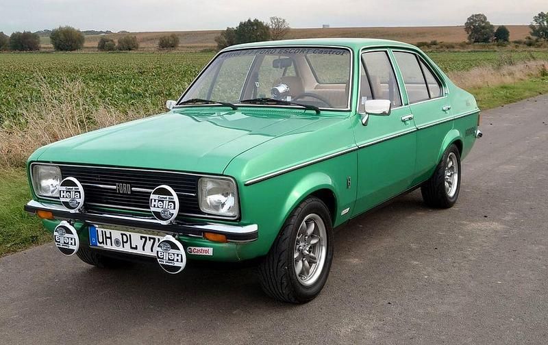 Gebraucht Ford Escort 54 PS (39 kW) 1977 Grün Limousine